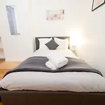 Double Fabriques, 2 Bedrooms, Central, Parking Nearby, Self Checkin *