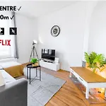 Double Fabriques, 2 Bedrooms, Central, Parking Nearby, Self Checkin
