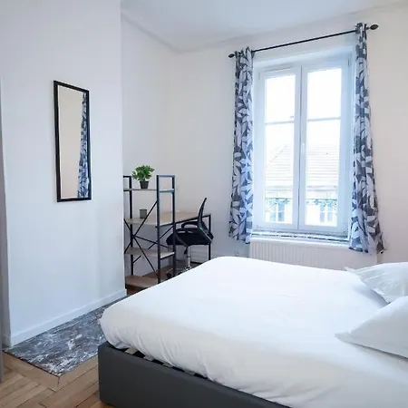 Appartement Double Fabriques, 2 Bedrooms, Central, Parking Nearby, Self Checkin *