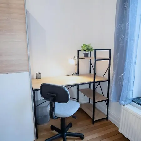 Double Fabriques, 2 Bedrooms, Central, Parking Nearby, Self Checkin Appartement