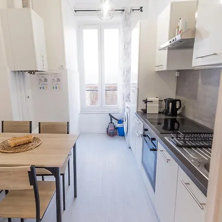 Double Fabriques, 2 Bedrooms, Central, Parking Nearby, Self Checkin Appartement *