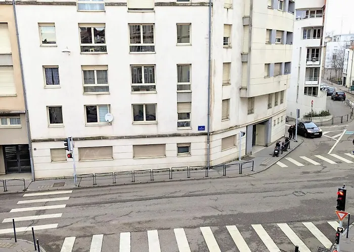 Double Fabriques, 2 Bedrooms, Central, Parking Nearby, Self Checkin * Nancy